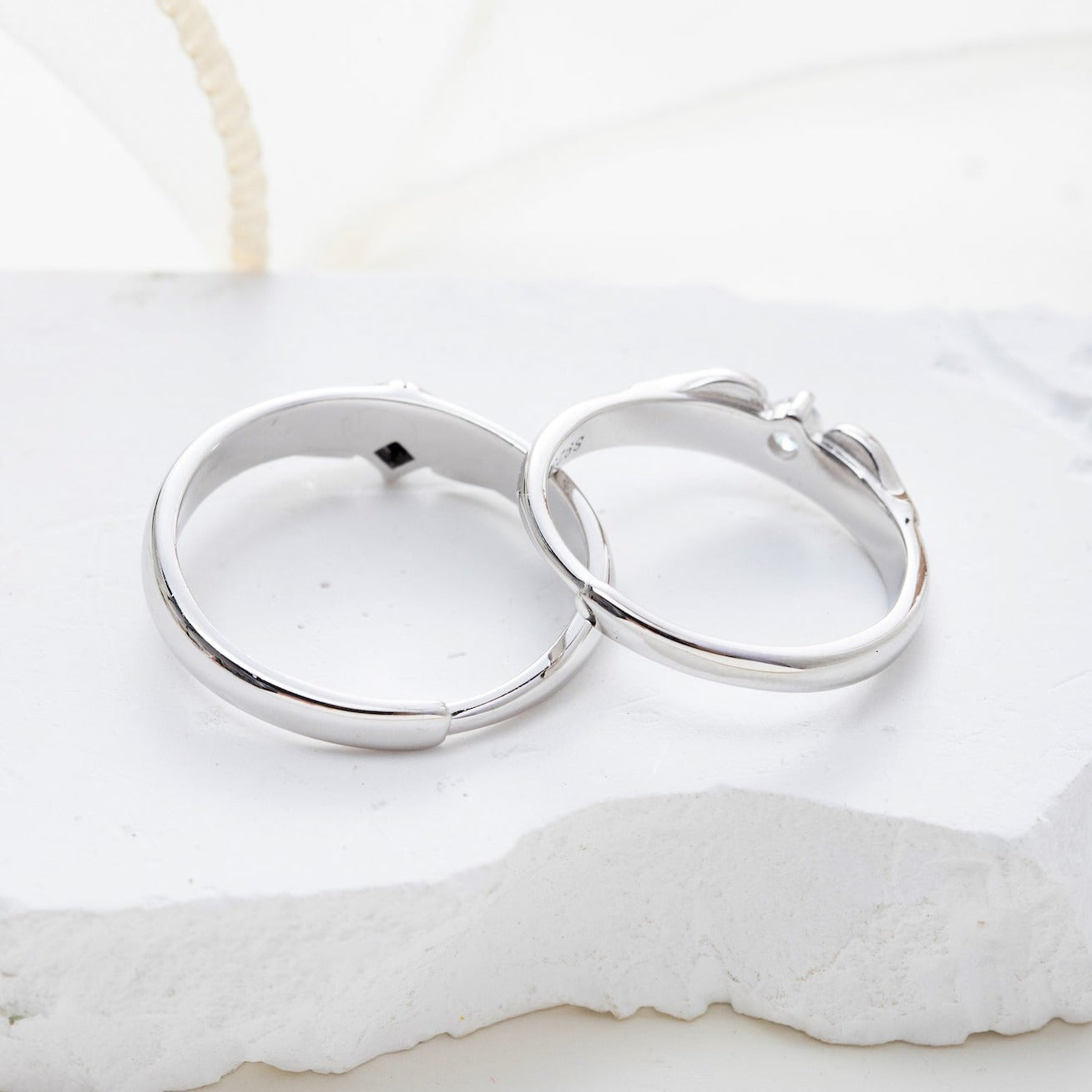 Buy 2Pcs Couple Finger Ring Couple Rings Elegant Simple Ring Finger Jewelry  Silver ( Men' s and Women' s ) at Amazon.in